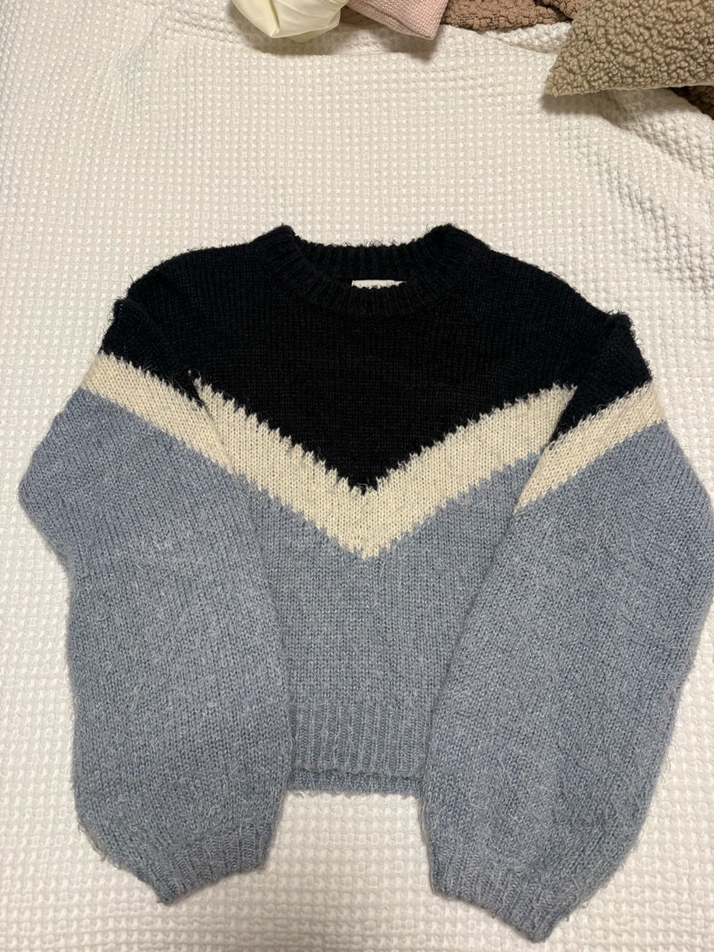 Lush Colorblock Crewneck Sweater - Light Blue, Black & Cream